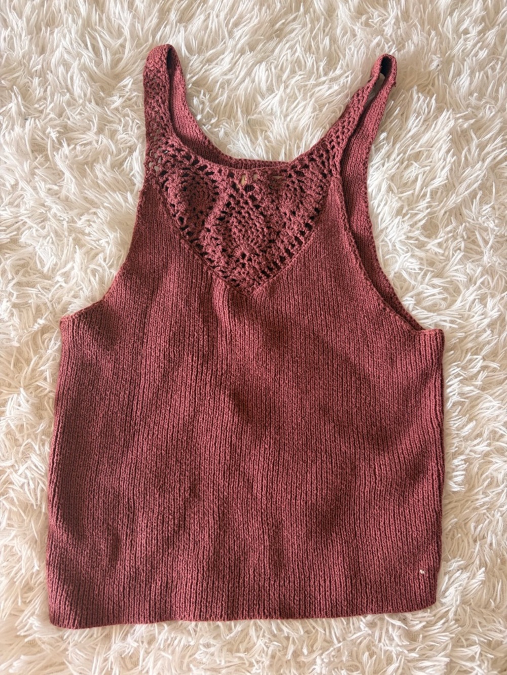 La Hearts Crochet-Inset Tank Top - Maroon